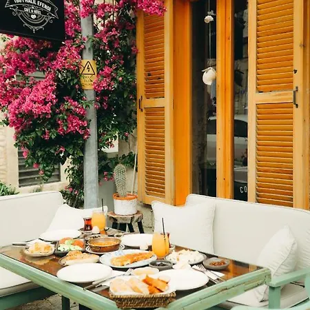 1881 Halil Efendi Bed & Breakfast Alaçatı