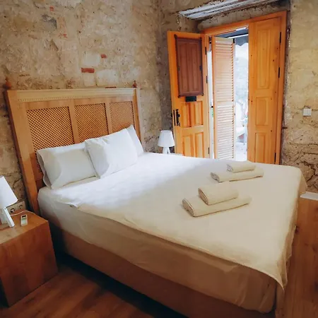 Bed & Breakfast 1881 Halil Efendi Alaçatı