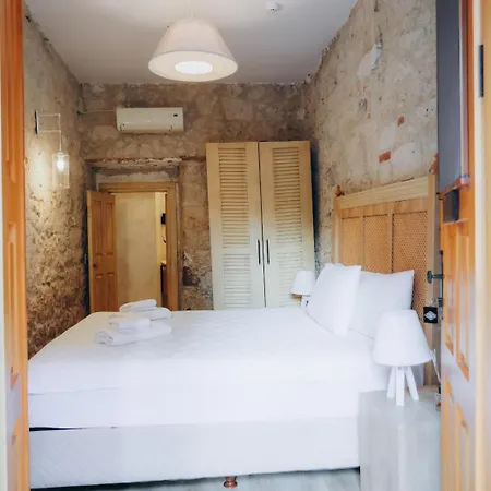 Bed & Breakfast 1881 Halil Efendi Alaçatı