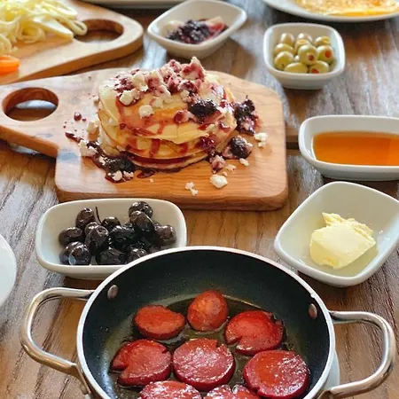 1881 Halil Efendi 3* Алачати